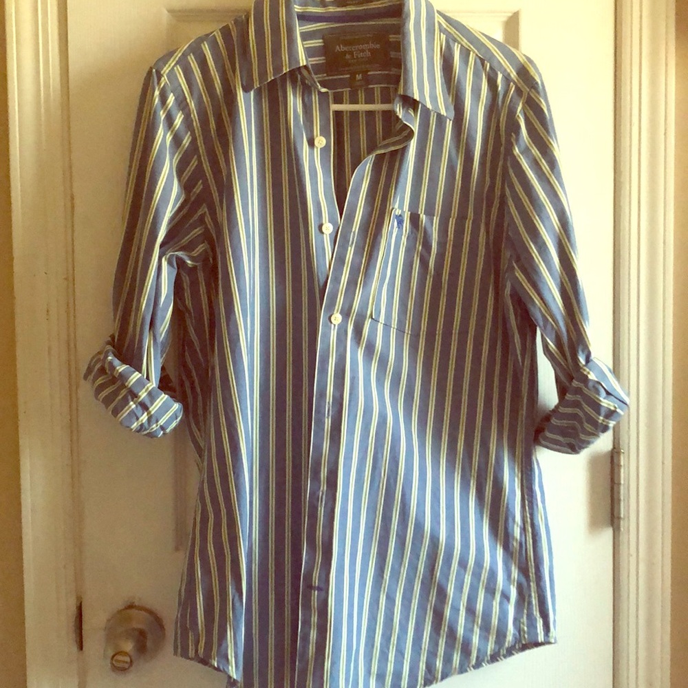 Men’s button down shirt